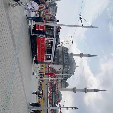 Cihangir Beyoglu Merkezi Konumda * Κωνσταντινούπολη