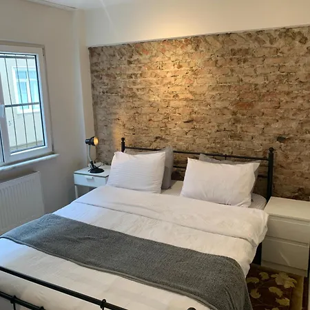 Apartment Cihangir Beyoglu Merkezi Konumda *