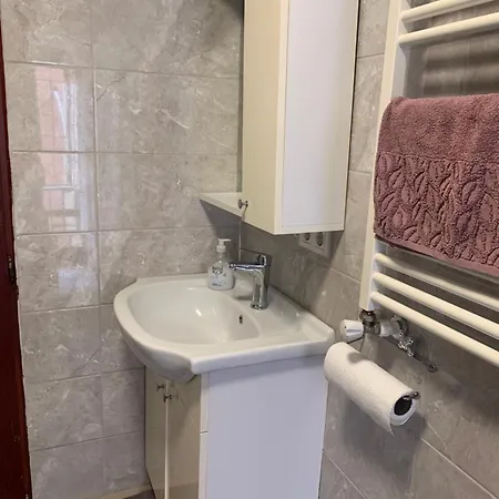 Cihangir Beyoglu Merkezi Konumda