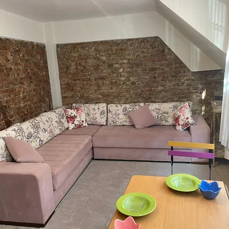 Cihangir Beyoglu Merkezi Konumda Apartment *